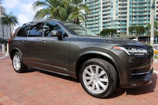 Used 2018 Volvo XC90 T6 Momentum w/ Convenience Package image 1
