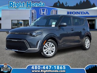 Used 2023 Kia Soul LX image 1