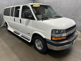 Used 2003 Chevrolet Express 3500 Extended Passenger w/ LS Preferred Equipment Group image 1