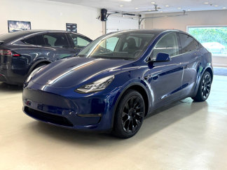 Used 2022 Tesla Model Y Long Range image 1