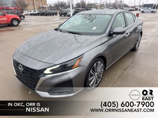 Used 2023 Nissan Altima 2.5 SL image 1
