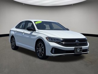Used 2024 Volkswagen Jetta Sport image 1