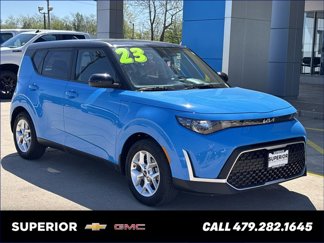 Used 2023 Kia Soul S image 1