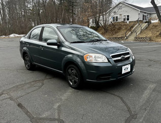 Used 2010 Chevrolet Aveo LT w/ Power and Convenience Package image 1