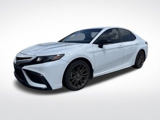 Used 2023 Toyota Camry SE image 1