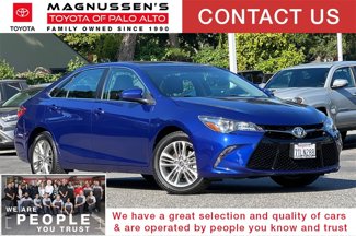 Used 2016 Toyota Camry SE image 1