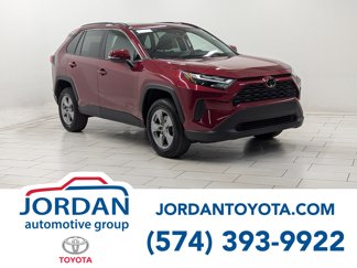 Used 2022 Toyota RAV4 XLE image 1