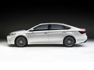 Used 2016 Toyota Avalon Limited image 1