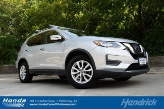Used 2017 Nissan Rogue SV image 1