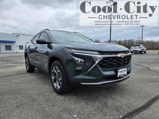 New 2025 Chevrolet Trax LT w/ Sunroof Package image 1