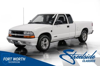 Used 1998 Chevrolet S10 Pickup LS w/ Preferred Equipment Group image 1
