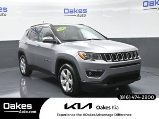 Used 2019 Jeep Compass Latitude image 1