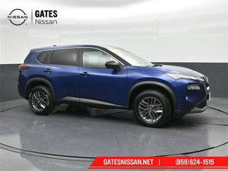 Used 2023 Nissan Rogue S image 1