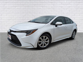 Used 2023 Toyota Corolla LE image 1