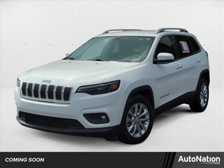 Used 2019 Jeep Cherokee Latitude w/ Cold Weather Group image 1