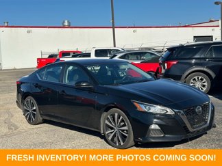 Used 2022 Nissan Altima 2.5 SR video 1