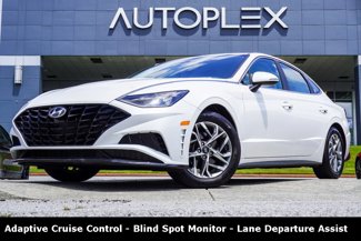Used 2022 Hyundai Sonata SEL image 1