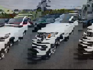 New 2025 Jeep Compass Latitude w/ Sun and Sound Group image 1