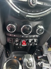 Used 2014 Dodge Grand Caravan American Value Package w/ UConnect Hands-Free Group image 1