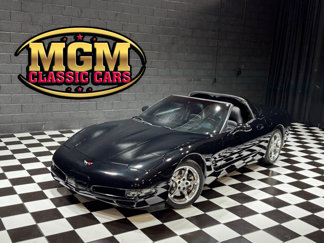 Used 2004 Chevrolet Corvette Coupe w/ Preferred Equipment Group image 1