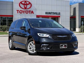 Used 2023 Chrysler Pacifica Touring-L image 1
