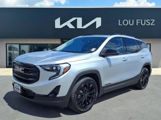 Used 2021 GMC Terrain SLT w/ Elevation Edition image 1