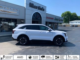 Used 2025 Kia Sorento S image 1