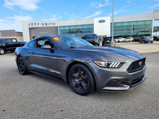 Used 2017 Ford Mustang Coupe image 1