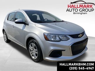 Used 2020 Chevrolet Sonic LT image 1
