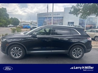 Used 2020 Lincoln Nautilus Premier w/ Equipment Group 101A image 1