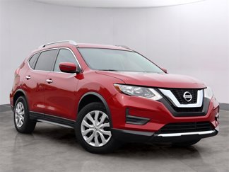 Used 2017 Nissan Rogue S w/ S Appearance Package image 1