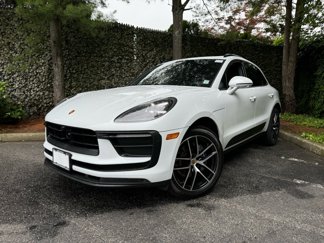 Used 2022 Porsche Macan image 1