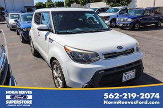 Used 2015 Kia Soul + image 1