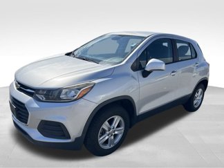Used 2018 Chevrolet Trax LS image 1