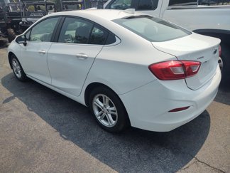 Used 2018 Chevrolet Cruze LT w/ Convenience Package image 1