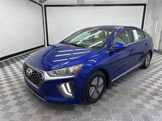 Used 2022 Hyundai Ioniq SE image 1