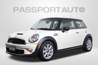 Used 2013 MINI Cooper S image 1