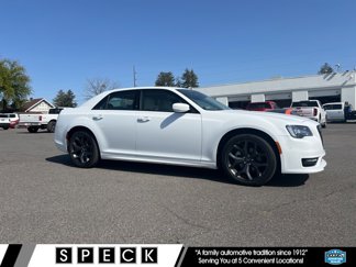 Used 2023 Chrysler 300 Touring L image 1