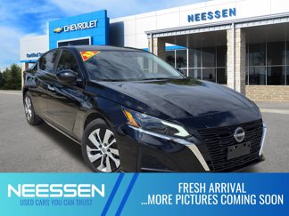 Used 2023 Nissan Altima 2.5 S image 1