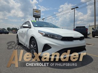 Used 2023 Kia Forte LXS image 1