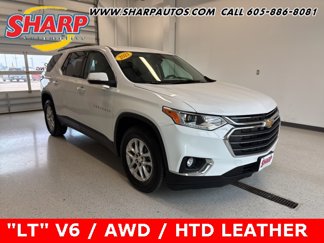 Used 2021 Chevrolet Traverse LT image 1