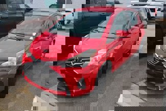 Used 2015 Toyota Yaris LE image 1