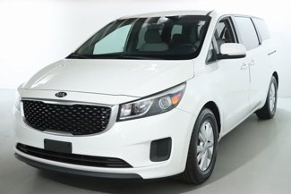 Used 2017 Kia Sedona LX image 1