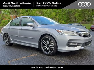 Used 2017 Honda Accord Touring image 1