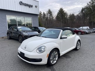 Used 2013 Volkswagen Beetle 2.5 image 1