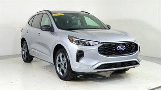Used 2024 Ford Escape ST-Line image 1