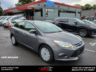 Used 2013 Ford Focus SE w/ Super Fuel Economy (SFE) Pkg image 1