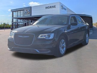 Used 2020 Chrysler 300 Touring image 1