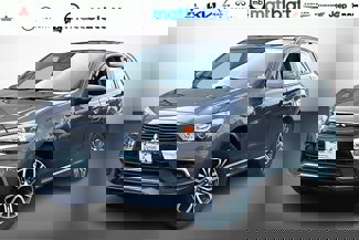 Used 2017 Mitsubishi Outlander Sport ES image 1