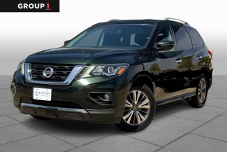 Used 2019 Nissan Pathfinder SV image 1